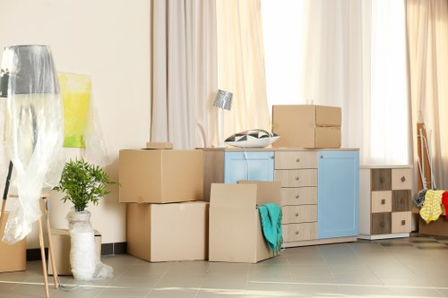 Flexible short-term and long-term storage during a Hamptonwick move